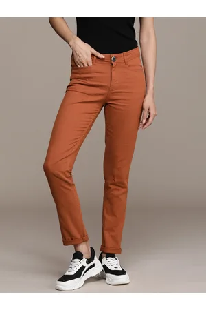 Roadster Women Classic Slim Fit Low-Rise Chinos Trousers