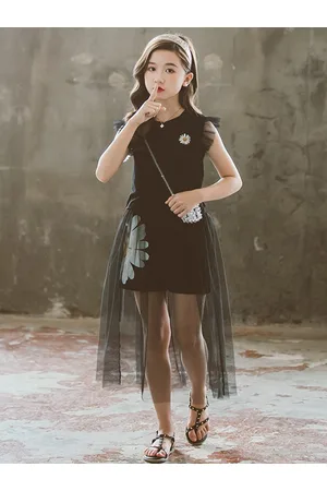 Stylecast Girls Black Pure Cotton Sleeveless Top with Skirt