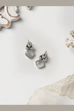 TEEJH Woman Silver-Toned & White Stone Oxidised Stud Earrings