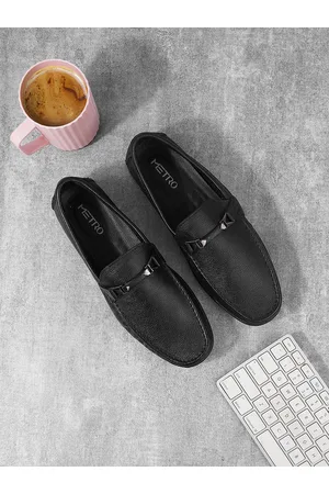 Metro Men Textured Leather Loafers