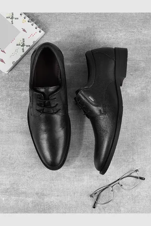Metro Men Black Textured Leather Formal Derbys