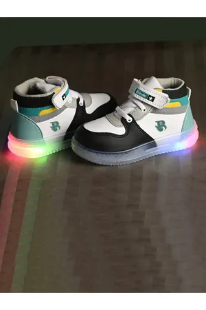 Birde Boys Colourblocked LED Lightweight Mid-Top Sneakers