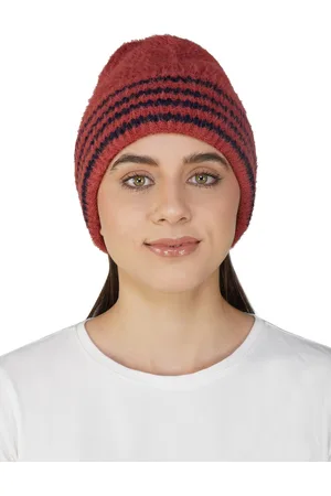 iSWEVEN Unisex Self Design Woollen Beanie
