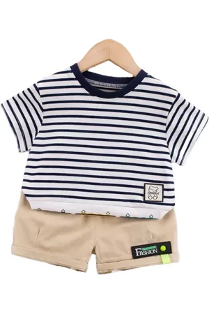 Stylecast Boys Black Striped Pure Cotton T-shirt With Shorts