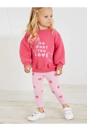 Stylecast Girls Pink Typography Printed Pure Cotton T-shirt with Leggings