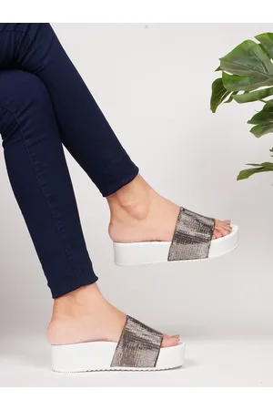 JM Looks Women Embellished Sliders