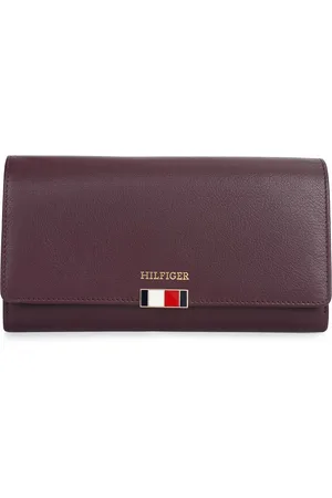 Tommy Hilfiger Women Leather Envelope Wallet