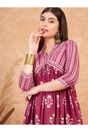 Sangria Women Floral Printed V-Neck Flared Dress