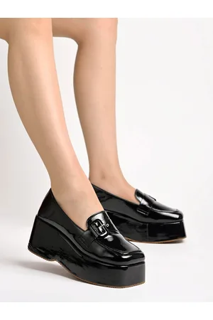 Shoetopia Square Toe Buckle Detail Flatform Pumps