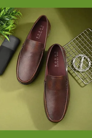 San Frissco Men Textured Genuine Leather Formal Loafers