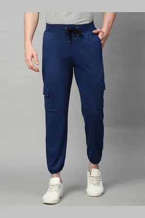 Kraasa Men Mid-Rise Wrinkle Free Cargos Trousers