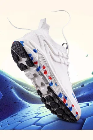 Atom Men Ultra Flight Mesh Running Shoes