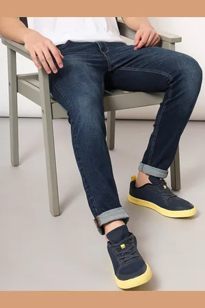 Lee Men Mid-Rise Slim Fit Clean Look Light Fade Stretchable Jeans