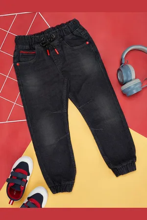 Pantaloons Boys Clean Look Mid-Rise Regular Fit Cotton Stretchable Jeans
