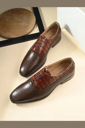 San Frissco Men Textured Formal Brogues