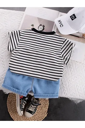 Stylecast Kids Black Striped Pure Cotton T-shirt with Shorts