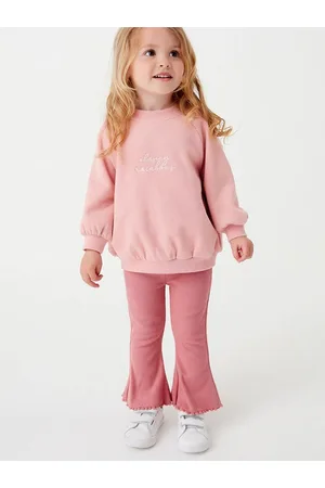 Stylecast Girls Pink Typography Printed Pure Cotton T-shirt with Leggings