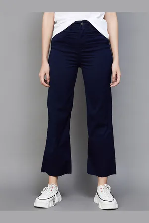 Lifestyle Women Mid-Rise Clean Look Flared Jeans