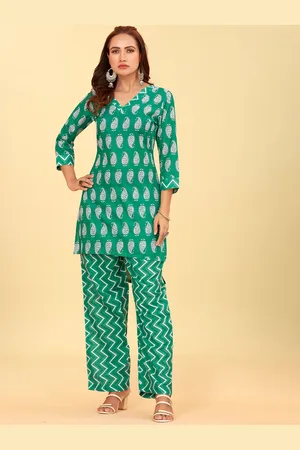 CHANSI Paisley Printed V-Neck Top & Palazzo