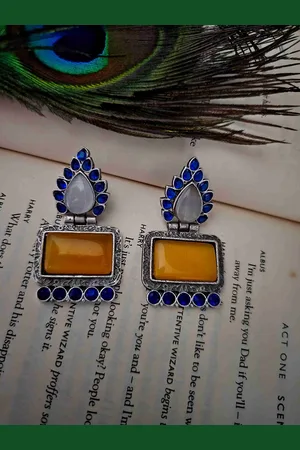 Binnis Wardrobe Silver-Plated Artificial Beads Contemporary Drop Earrings