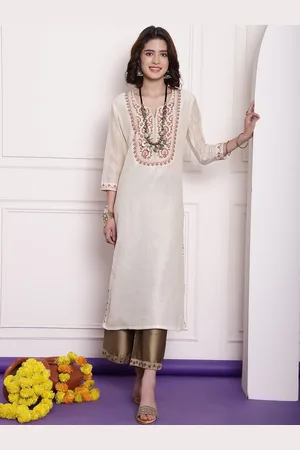 Tulsattva Ethnic Motifs Yoke Design Chanderi Silk Kurta