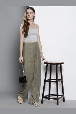 Boohoo Shoulder Straps Crop Top