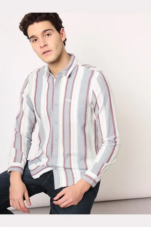 Lee Men Striped Cotton Slim Fit Opaque Casual Shirt