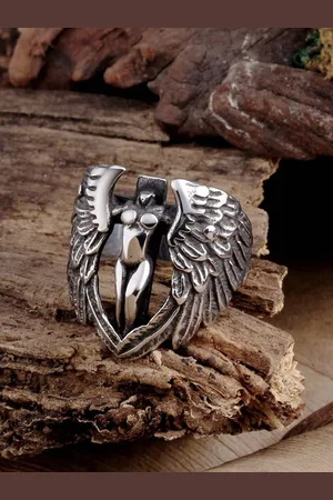 OOMPH Men Stainless Steel Bikers Finger Ring