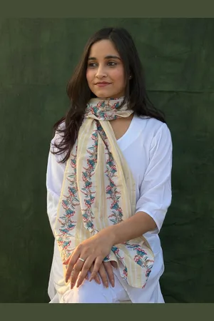 BUTA BUTI Floral Printed Cotton Scarves