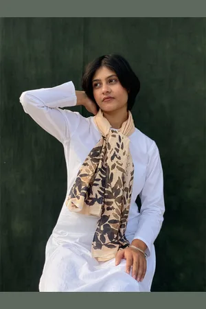 BUTA BUTI Floral Printed Cotton Scarf