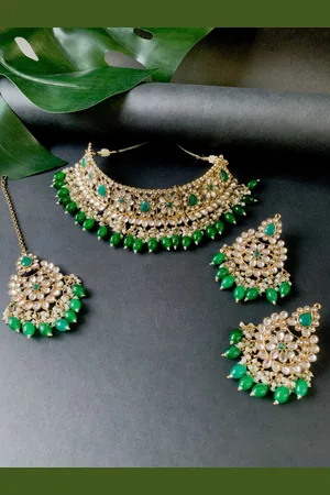 I Jewels Gold-Plated Kundan-Studded & Beaded Necklace & Earrings With Maang Tika