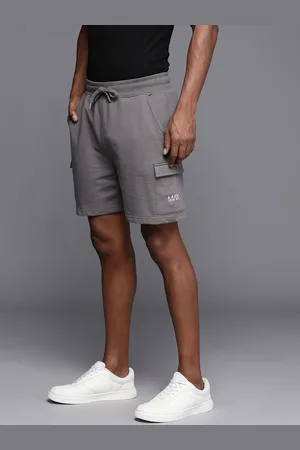 Boohoo Men Solid Mid-Rise Cargo Shorts
