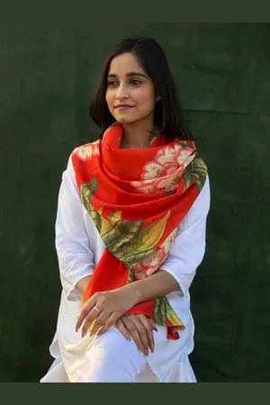 BUTA BUTI Floral Printed Cotton Scarf
