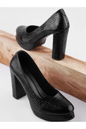 THE WHITE POLE Textured Pointed Toe Party Platform Pumps