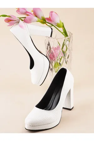 THE WHITE POLE Textured Party Platform Pumps