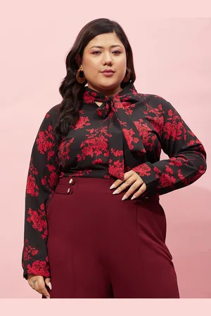 Berrylush Plus Size Black Floral Printed Tie-Up Neck Top