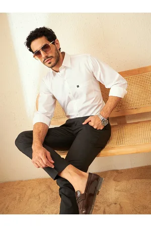 DENNISON Smart Spread Collar Cotton Formal Shirt