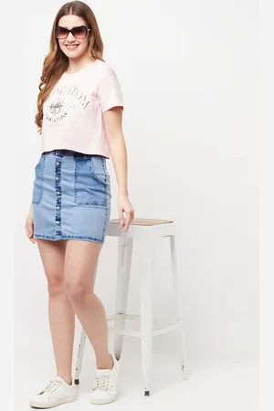 Crimsoune Club Women Pink & Black Printed Slim Fit Crop T-shirt