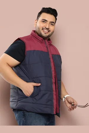 Sztori Men Colourblocked Outdoor Puffer Jacket