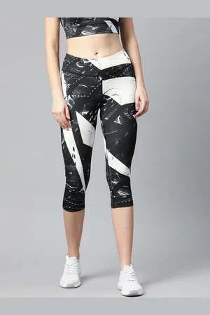Reebok Women Black & White Workout Ready AOP Printed 3/4th Training Tights