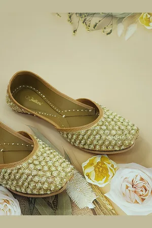 Fulkari Embellished Ethnic Mojaris Flats