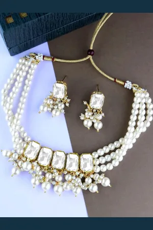 I Jewels Gold-Plated Stones Studded & Pearls Beaded Choker Necklace With Earrings