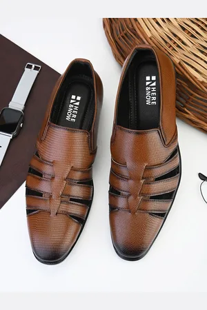 HERE&NOW Tan Textured Fisherman Sandals