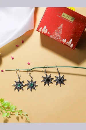 EL REGALO Set of 2 Drop Earrings