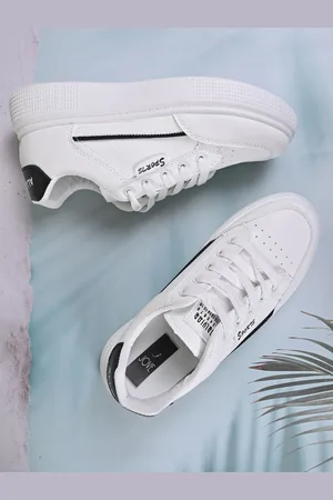 Jove Women Round Toe Lightweight Lace Up Sneakers