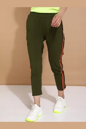 LULU & SKY Women Mid-Rise Joggers