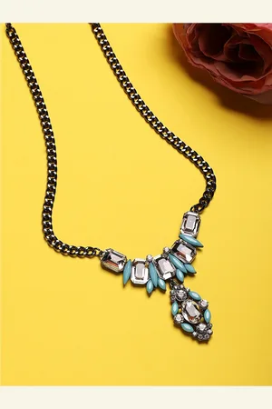 Sangria Silver-Plated Stone-Studded Necklace