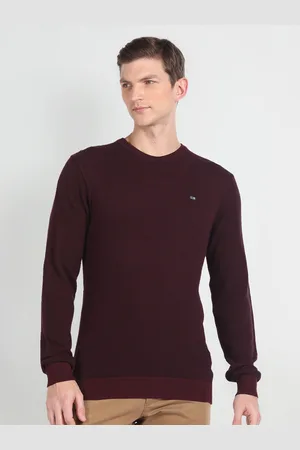 Arrow Round Neck Pullover Sweater