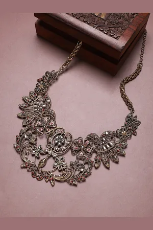 Sangria Gold-Toned Gold-Plated Stone-Studded Necklace
