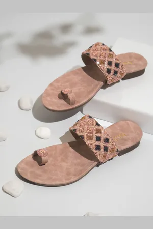 Inc 5 Women Peach-Coloured Embellished Ethnic Sandals